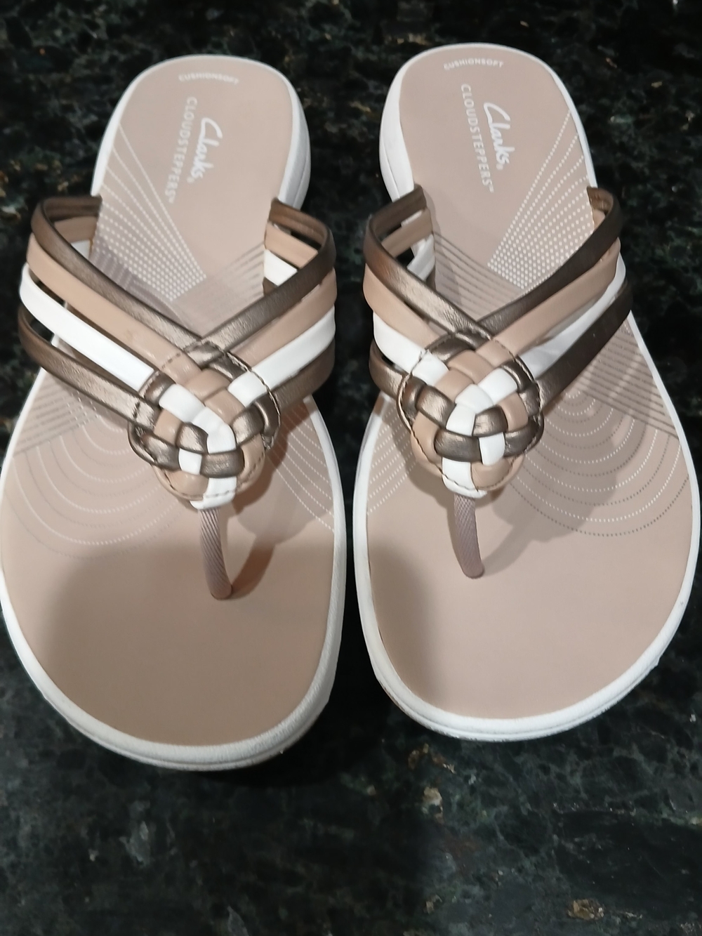 Women's, Clarks Cloudsteppers Beige Braided Sandals, Size 8 - Picture 3 of 8